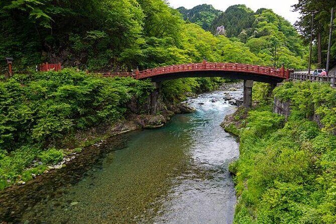 1- Day Private Tour to Nikko Tochigi With English Speaking Driver - Rinnoji Temple and Kirifuri Waterfall: temple calm plus waterfall drama