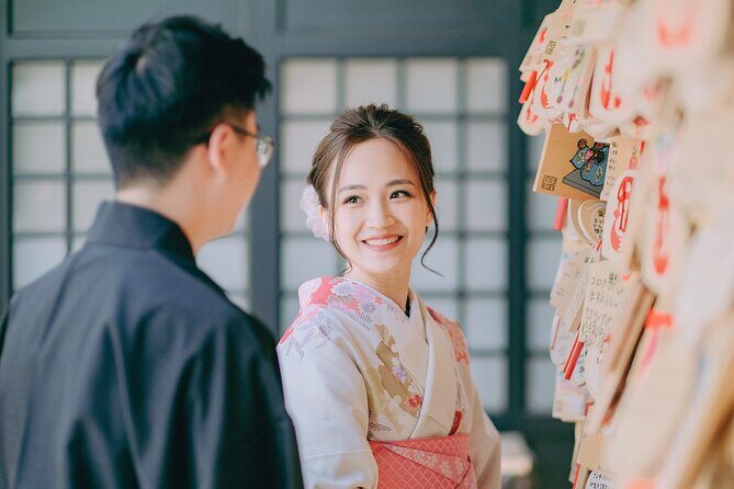 1 Hour Travel around Tokyo with a Professional Photographer - Where it starts: Shinjuku City logistics for a smooth hour