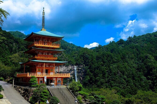 10-Day Private Tour with more than 60 Attractions in Japan - Day 5 in Nikko: Toshogu and waterfalls in a packed natural-cultural day
