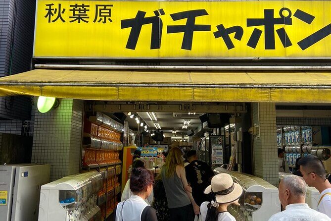 100% PRIVATE Anime, Manga, Game & Pop Culture Tour in Akihabara - Stop 5: Taito Station Akihabara and the Print Club photo booth