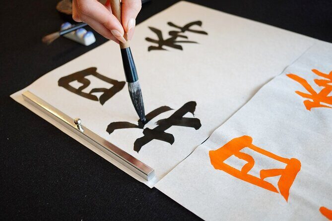 2 Hour Onsen Calligraphy Experience - The brush lesson: what beginners actually need