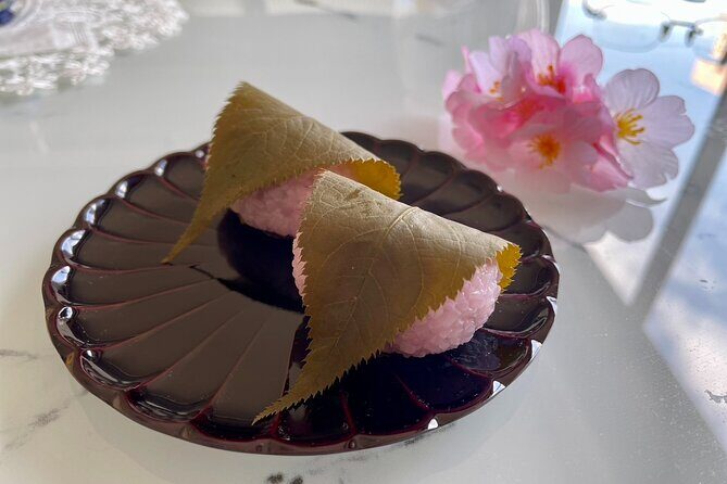 2 Hours Mochi &Nerikiri Making & Matcha Class in Bunkyo - What happens during the 2 hours (and what you should watch for)