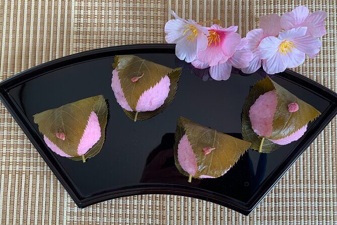 2 Hours Mochi &Nerikiri Making & Matcha Class in Bunkyo - Who this class is best for (and who should skip it)