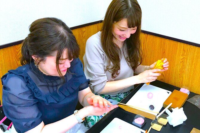 A perfect Japanese experience: Tea Ceremony and Mochi Forming - What you take home (and how to store it)