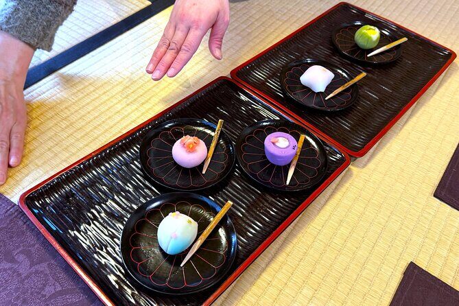 A perfect Japanese experience: Tea Ceremony and Mochi Forming - A practical plan for your Tokyo timing