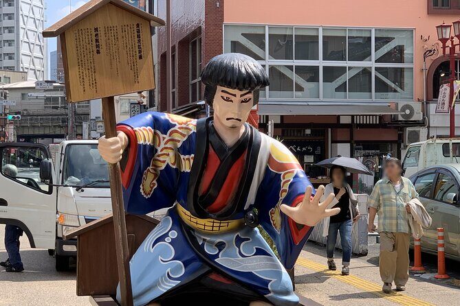 Asakusa: TOKYO SKYTREE Exploration after History Tour - Hozomon and Sensō-ji: how the guide turns prayer into something you understand