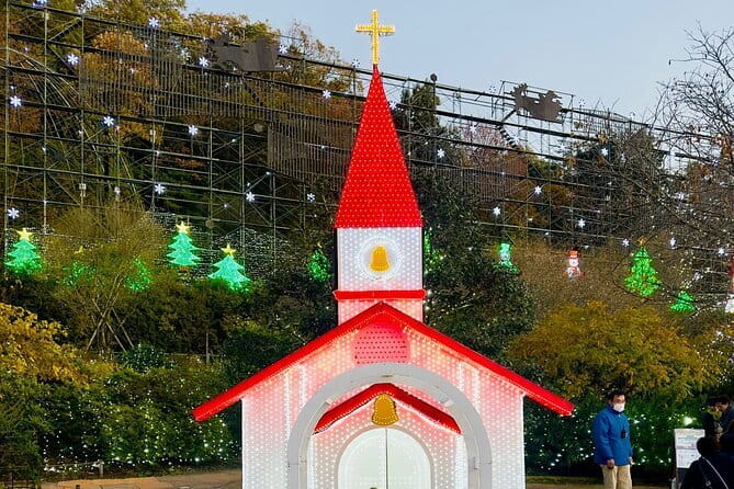 Ashikaga Flowers Park Pvt. One Day Tour with Pickup - Entering Ashikaga Flower Park: why this day trip feels different