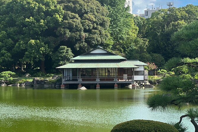 Best of Downtown Tokyo: Nature, Coffee, & Japanese Sweets Tasting - Kiyosumi Shirakawa: the calm “downtown Tokyo” vibe you can feel