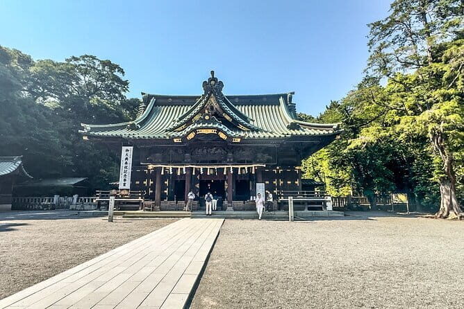 Bullet Train Experience & Mishima Shrine Private Tour from Tokyo - Morning logistics in Tokyo: pickup, trains, and staying ahead