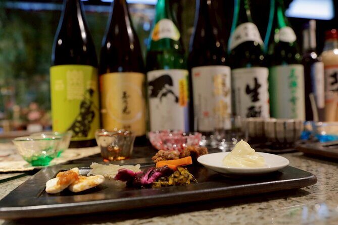Cherry blossom & Japanese Sake Tasting in Shinjuku - Meeting point in Shinjuku: find the house with flowers, go to the 4th floor