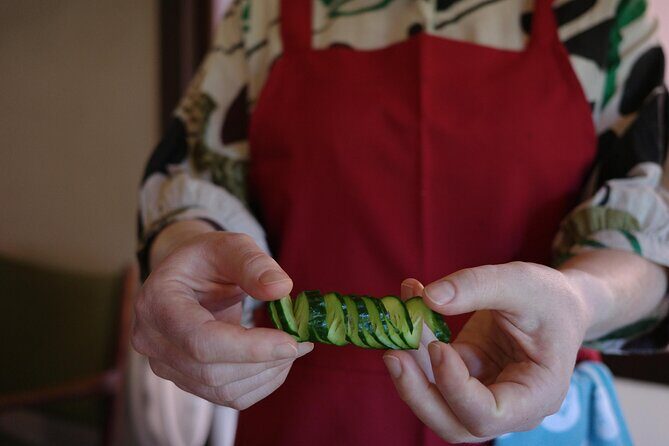 Cook Everyday Japanese Home Meals with Your Tokyo Mom - How the Class Builds Flavor: Dashi First