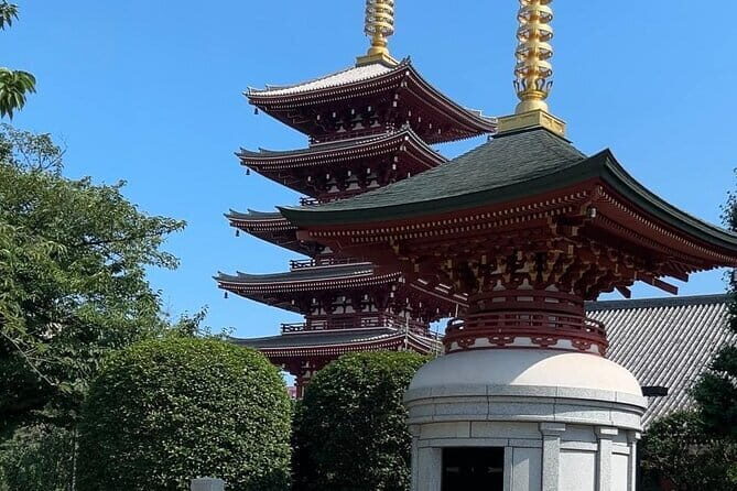 Customizable Private Tokyo Trip with an English Speaking Driver - Odaiba: giant photo moments by the water