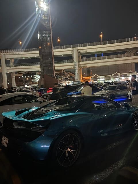 Daikoku cars meet experience by Porsche Macan - The guide factor: why Elena’s style shows up in the best moments