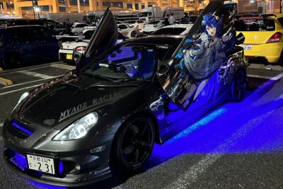 Daikoku Parking Tokyo Drift & APIT Car Meet JDM Culture Tour - APIT Super Autobacs: the car-gear shopping stop with personality