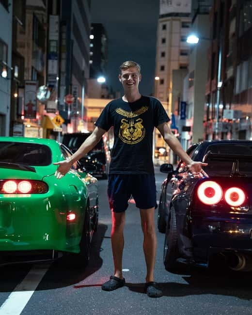 Daikoku: R34 Skyline Night Private JDM Daikoku Experience - Daikoku Parking Area: The Tokyo Car Meet Moment