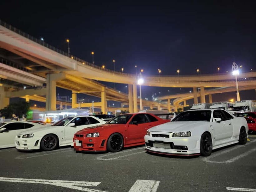 DaikokuPA:A private Daikoku tour in a customised R34! - Super Autobacs Shinonome: shopping as part of the car culture
