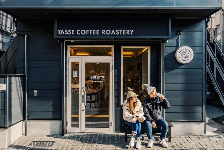 Discover Japanese Coffee Brewing Experience at Tokyo - Siphon Brewing: A Japanese Classic with Dramatic Physics