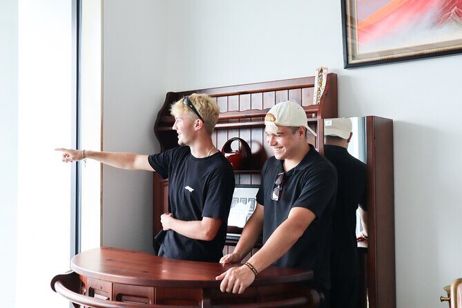 Discover Japanese Politics Over a Coffee in Tokyo - Motoakasaka and the Easy Start at Blossom & Bouquet Akasaka K Tower