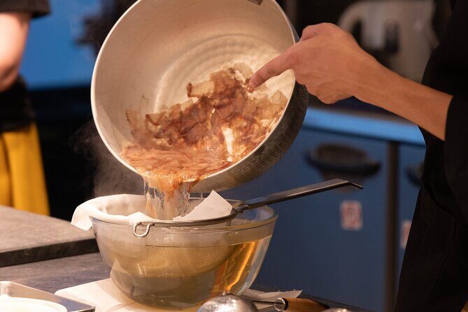 Discover Japanese Umami: Onigiri & Dashi Masterclass in Tokyo - Onigiri by Hand: Choosing Fillings and Building Shape