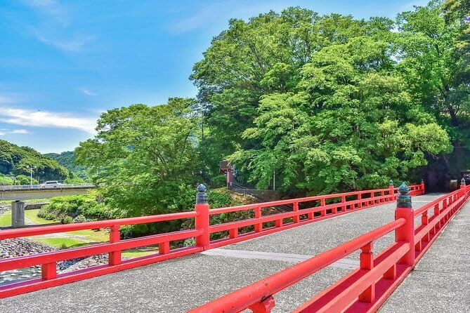 Do You Want to Try Skywalk? A New Way of Enjoying Hakone! - Stop 1: Ajisai Bridge near Hakone-Yumoto Station