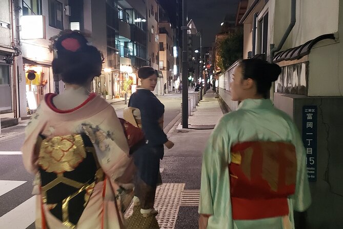 Drinks with Geisha - The main risk: non-refundable, and the no-show problem