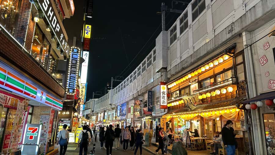 Eat/Drink like a LOCAL-Taverns & Ramen - Stop 8: the ramen finale near locals, not tourist menus