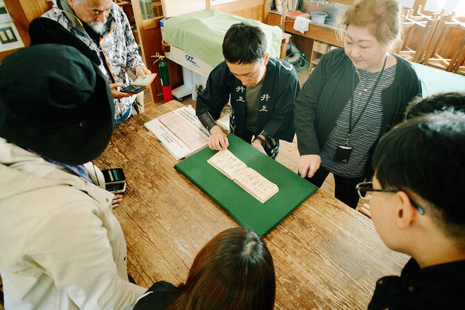 Ecotourism and Woodcraft with a Mountain Artist Near Tokyo - Pyrography on an Edo Castle Shape: Your Kanji Souvenir