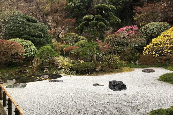 Exciting Kamakura - One Day Tour from Tokyo - Stop 4: Tsurugaoka Hachimangu Shrine and Kamakura shogunate ties