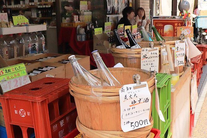 Experience Old local Tokyo & traditional food in Yanaka Ginza - Key things that make this Yanaka Ginza tour worth your time