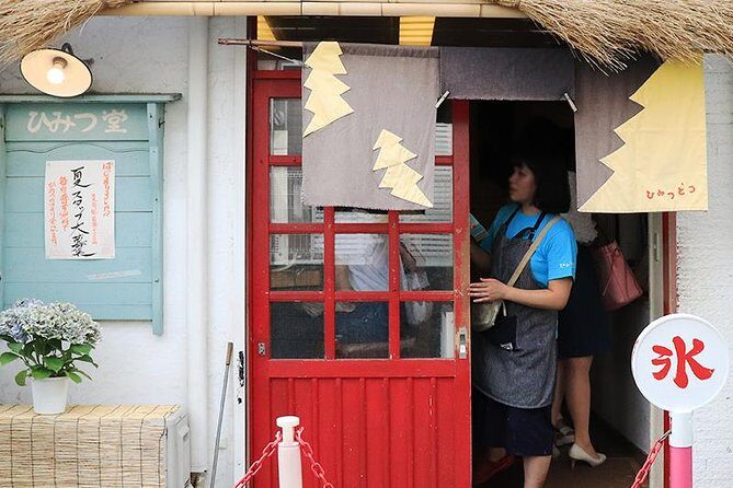 Experience Old local Tokyo & traditional food in Yanaka Ginza - Should you book this Yanaka Ginza tour or DIY it?