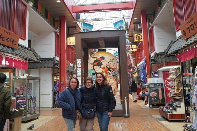 Explore Asakusa's historic landmarks - Entering Asakusa through Kaminarimon Gate