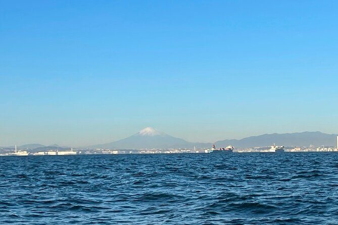 Fishing with Mt. Fuji Views and Japanese Home Cooking Experience - Meeting at Kanazawa-Hakkei Station and walking to Arakawaya