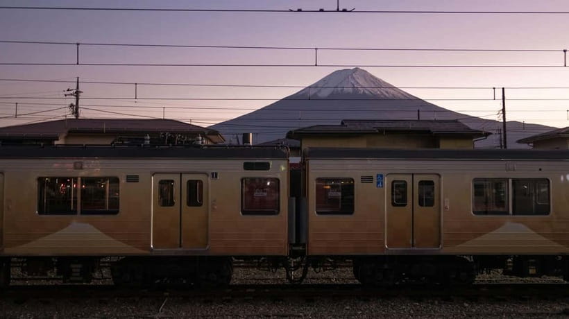 From Tokyo: 1 Full Day Mount fuji Sightseeing Trip - Kawaguchiko and Yamanaka Lakes: boat time and the reflection game