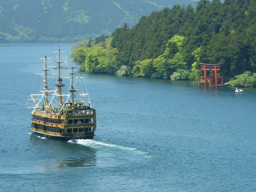 From Tokyo: Hakone Day Trip with English Speaking Driver - Owakudani Geothermal Valley: Steaming Vents and the Black Egg Ritual
