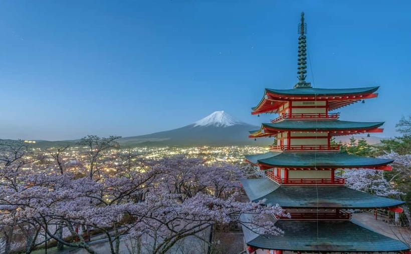 From Tokyo: Mount Fuji Full Day Customizable Private Tour - Oshino Hakkai: clear-water ponds and a calmer side of Fuji