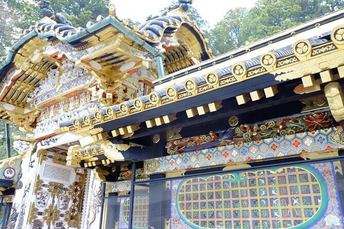 From Tokyo: Nikko Toshogu Shrine and Kegon Waterfall Tour - Kegon Falls: nearly 100 meters of power and how to get the best view