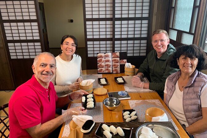Fujisan Sushi Making Lesson - Why Mount Fuji Changes the Sushi Lesson Feel