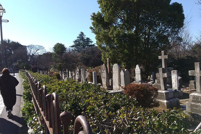 Guided History & Nature Exploration in the Yokohama Hill Area - Yamate Bluff and Berrick Hall: Residences, Stories, and Film Familiarity