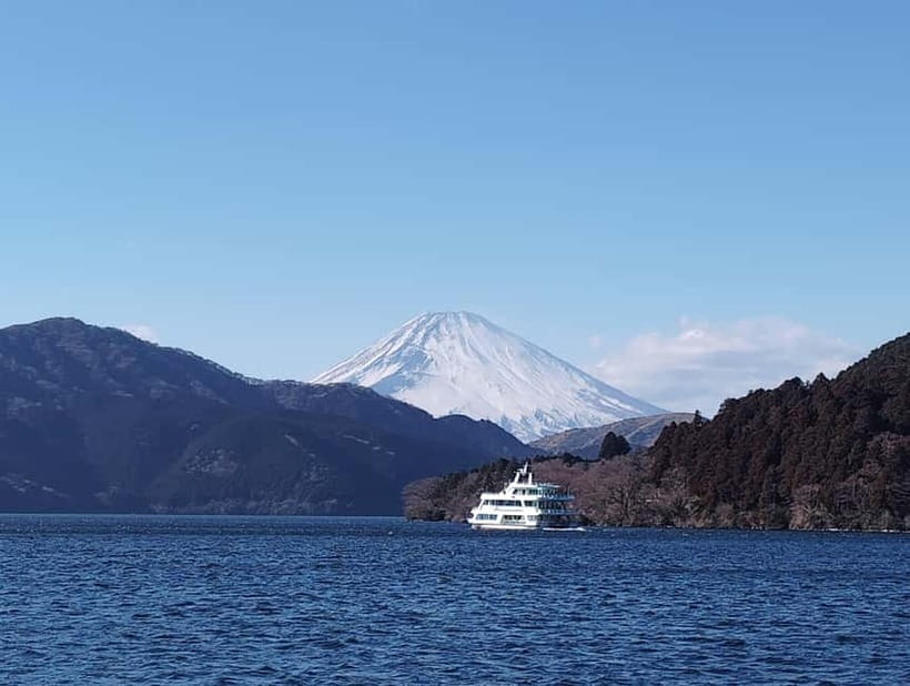 Hakone Adventure: Explore Nature’s Beauty and Tranquility - Getting the Timing Right: Crowds, Queues, and Weather