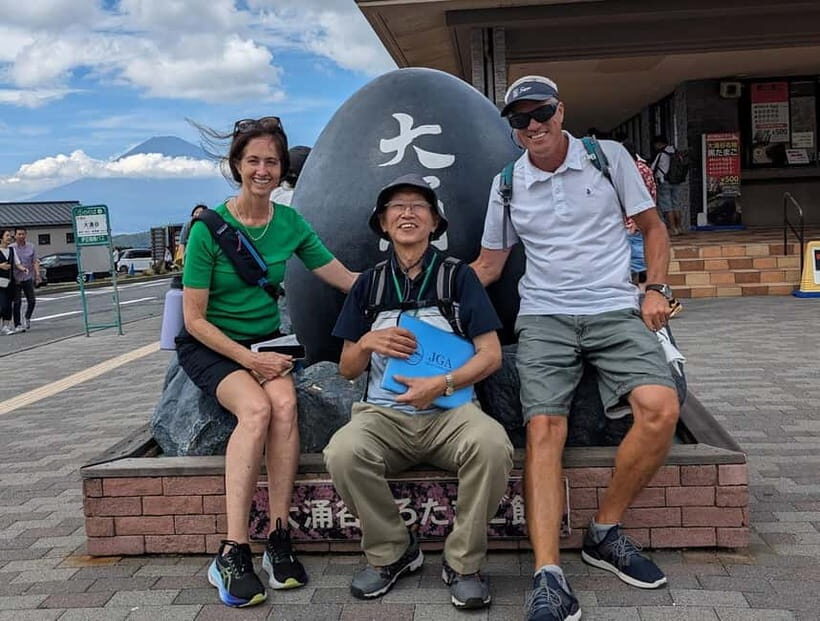 Hakone : Private Tour with Government-Licensed Guide - Logistics that actually matter: meeting point, transport, and walking stamina