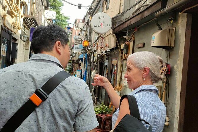 Hidden Bites of Shinjuku A Foodie Walk Tour With A Local Expert - Godzilla Road & Head: the fun photo stop with a real location