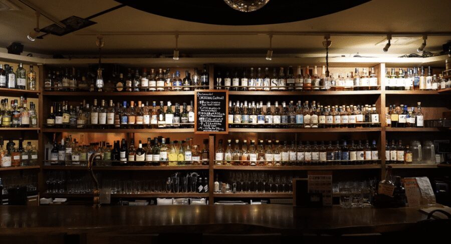Hidden Gem Food & Drink Night Tour near Roppongi - Stop 2: a guided Azabujuban walk that puts the food in context