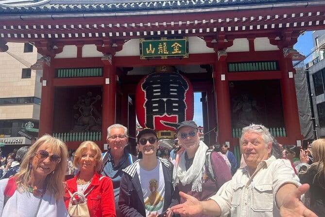 Highlight walking Tokyo tour with National Licensed guide - A National Licensed guide turns Tokyo from chaos to order