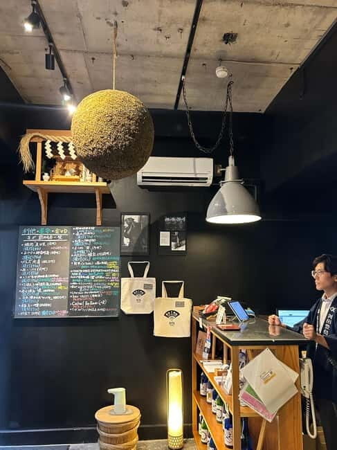Historic Kanda Sake Tasting at Tokyo’s Oldest Shop (1596) - How the Guide Makes Sake Make Sense
