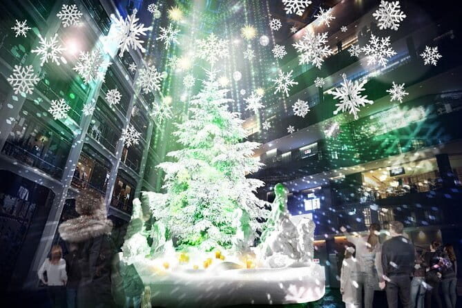 Holiday Lights Walk Tour Hibiya Midtown Tokyo Station Marunouchi - Getting Started at THE STAND (Yurakucho): Where the Evening Begins