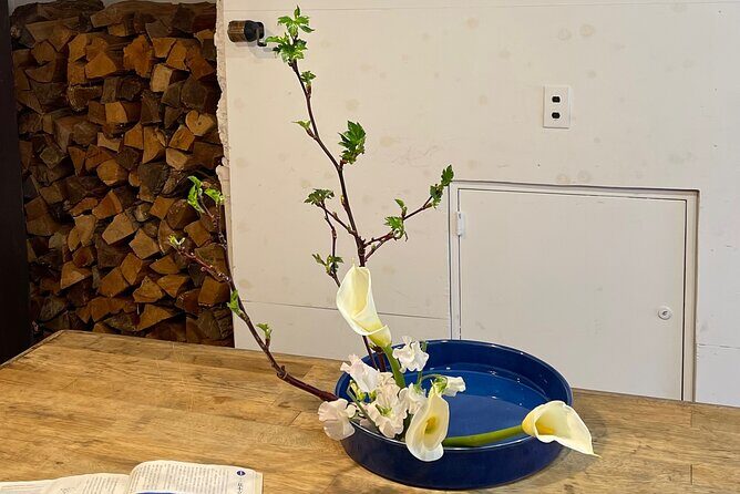 IKEBANA experience - A private Ikebana class in a real Meguro home