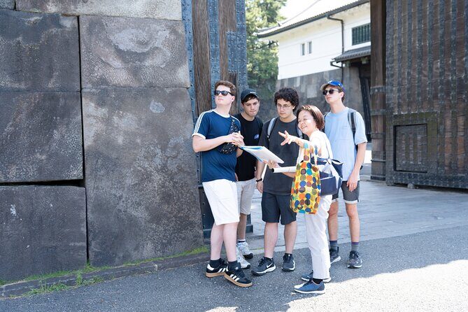 Imperial Palace or Edo Castle Time Trip Learning Walking Tour - Hirakawa-mon Gate: Your Edo Exit Point (10 Minutes)