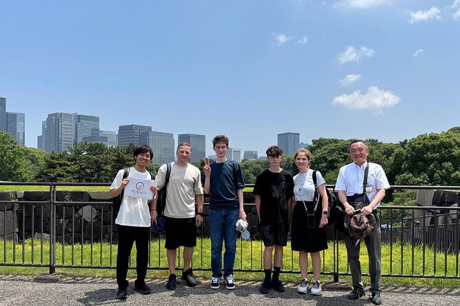 Imperial Palace Tour: Discover Samurai History with a Local Guide - What to bring for a smooth 2-hour palace walk