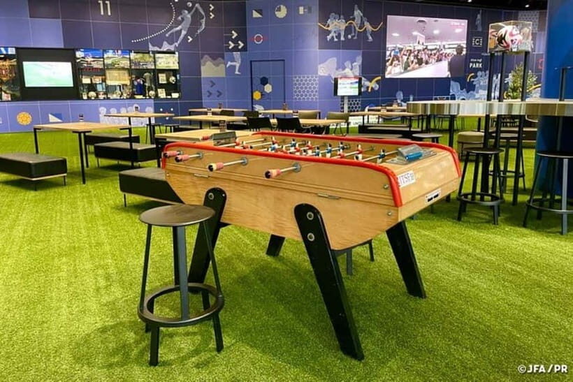 Japan Football Association museum tour at 「blue-ing!」 - Cafe, bar, and goods shops: turn an hour into a mini experience