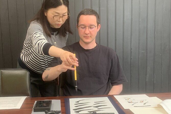 Japanese Calligraphy Class in Yokohama with Tea and Sweets - Who should book this Yokohama calligraphy class